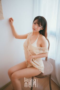 美女被揉胸